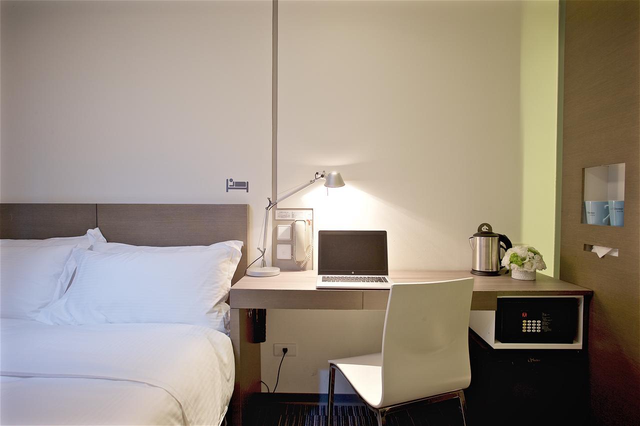 Just Sleep - Lin Sen Hotel Tajpej Kültér fotó